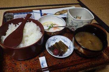 هتل Nakaya Ryokan