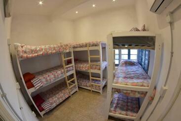 Hostel San Rafael   Bed & Breakfast