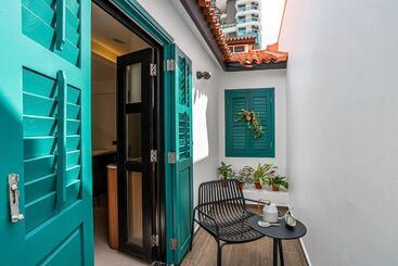 Weave Suites   Midtown