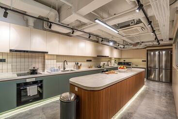 Weave Suites   Midtown