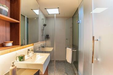 Weave Suites   Midtown