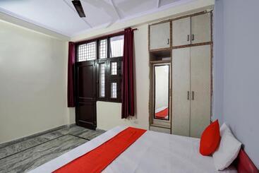 Super Hotel O Sai Residency