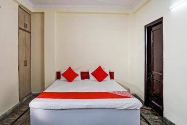 Super Hotel O Sai Residency
