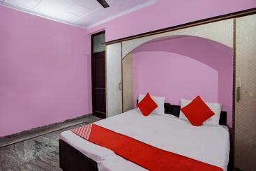 Super Hotel O Sai Residency