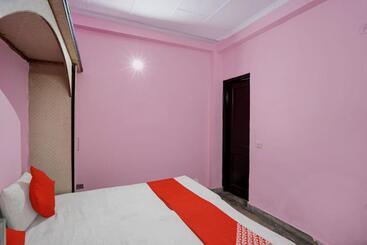 Super Hotel O Sai Residency