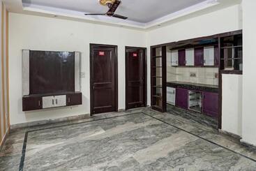 Super Hotel O Sai Residency