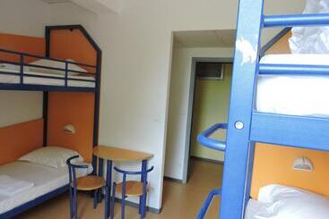 هاستل Auberge De Jeunesse De Mulhouse