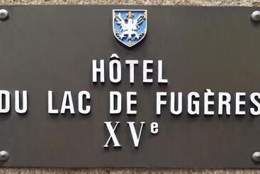 تختخواب و صبحانه La Demeure Du Lac De Fugeres