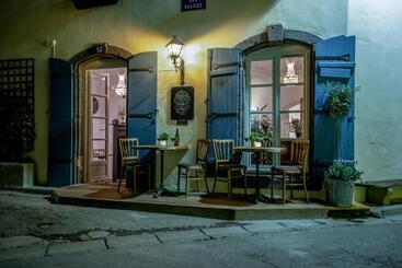 تختخواب و صبحانه Rue Galilee