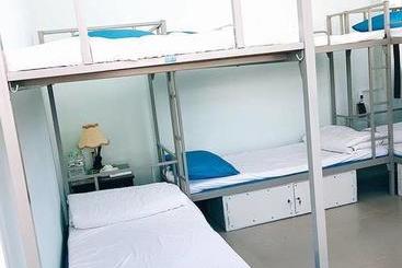 Coco Beach Hostel & Apartment