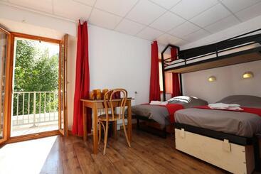 هتل Auberge D+ Valloire Galibier