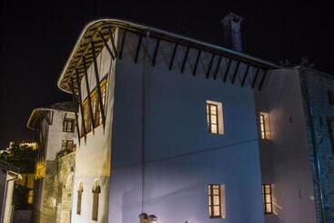 هتل Old Bazaar 1790