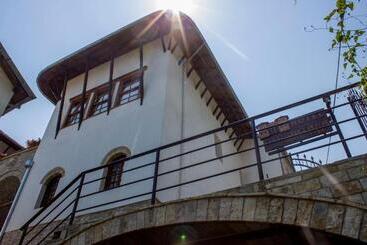 هتل Old Bazaar 1790