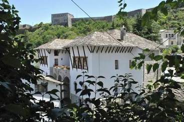 هتل Old Bazaar 1790