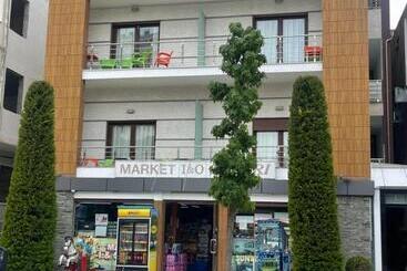 Sunrise Hotel Cameria