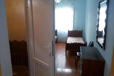 استراحتگاه Mini Hotel On Guramishvili 22