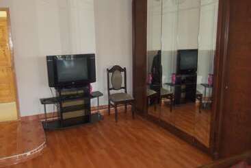 استراحتگاه Mini Hotel On Guramishvili 22