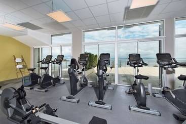 استراحتگاه Hôtel Valdys Thalasso & Spa   La Baie