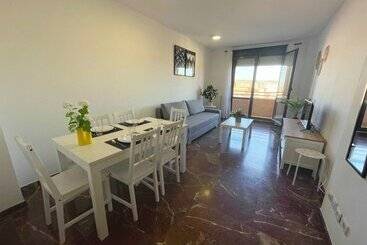 Apartamentos El Pilar 3000