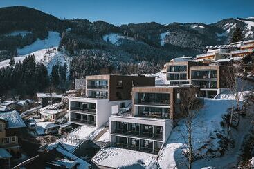 هتل Nikolaus By Avenida Zell Am See