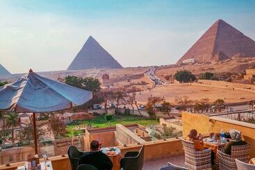 هتل Tui Pyramids View