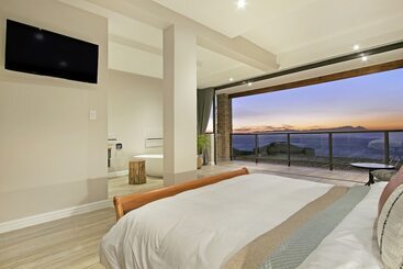 Zaria Sun Cottage - Gordon's Bay