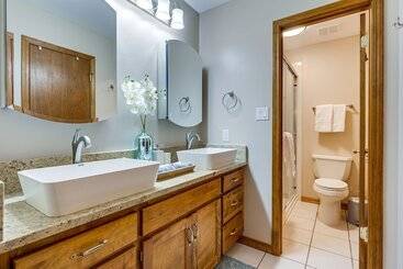Dog Friendly Alabama Retreat W/ Patio & Fire Pit!