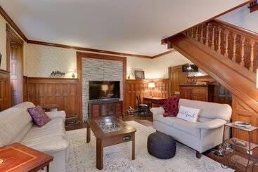 Historic Home On Farm, 15 Mi To Williamsport!
