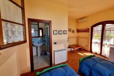 בית מלון כפרי Poggio La Buca   Agriturismo