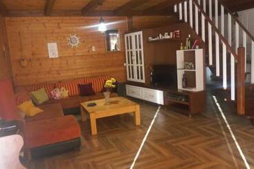 Sol Apartments Gjiri Lalzit - FushÃ«-KrujÃ«