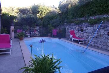 Bed and Breakfast La Sapiniére Chambres Climatisées