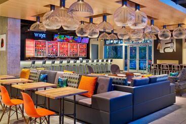 هتل Aloft Miami Airport