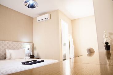 هتل Faias Residence