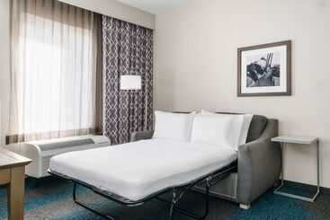 هتل Hampton Inn & Suites Lax El Segundo