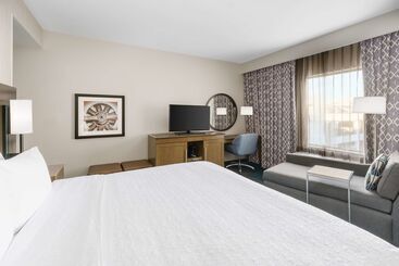 هتل Hampton Inn & Suites Lax El Segundo