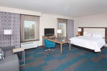 هتل Hampton Inn & Suites Lax El Segundo