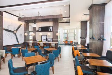 هتل Hampton Inn & Suites Lax El Segundo