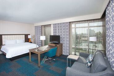 هتل Hampton Inn & Suites Lax El Segundo
