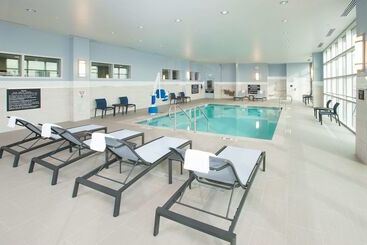 هتل Hampton Inn & Suites Lax El Segundo