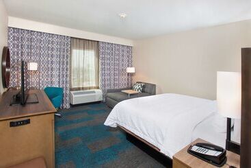هتل Hampton Inn & Suites Lax El Segundo