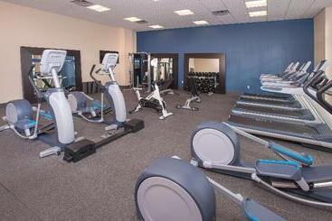هتل Hampton Inn & Suites Lax El Segundo