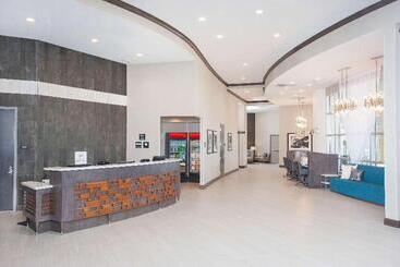 هتل Hampton Inn & Suites Lax El Segundo