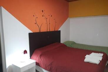 هتل Hostal Amalaya