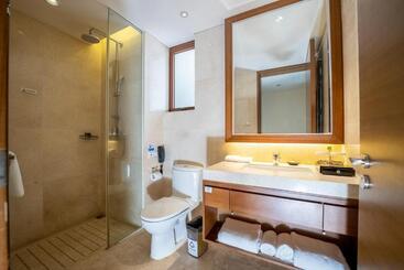 هتل Hnti·narada Sanya Bay Resort