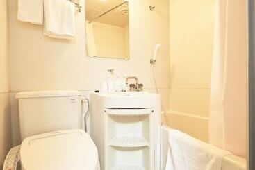هتل Select Inn Tsuyama