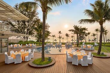 هتل Sol By Melia Phu Quoc