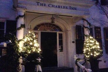 هتل The Charles