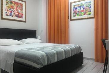 پانسیون Top Floor Rentrooms Napoli