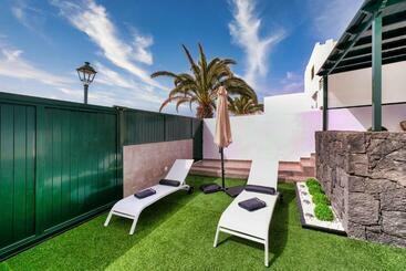 Casa Costa Esmeralda Plus Pool And Relax - تيجيسى