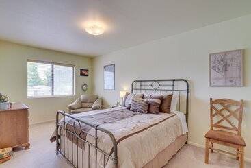 Charming Elko Home W/ Pool Table!